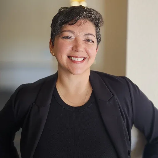 Joanna Oates