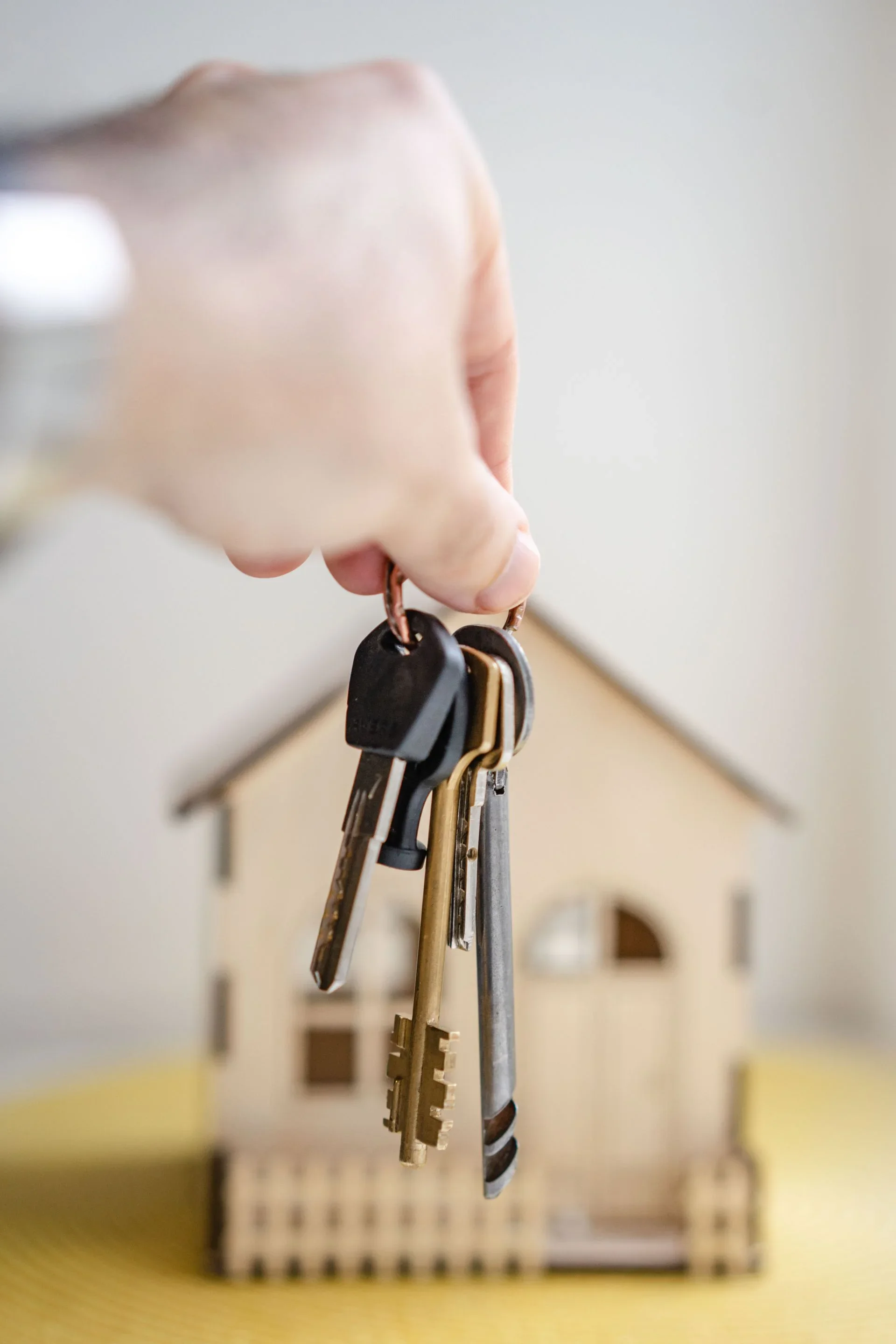 Want to Buy Rentals Without the Drama? Explore financing strategies that investors love — especially DSCR loans!