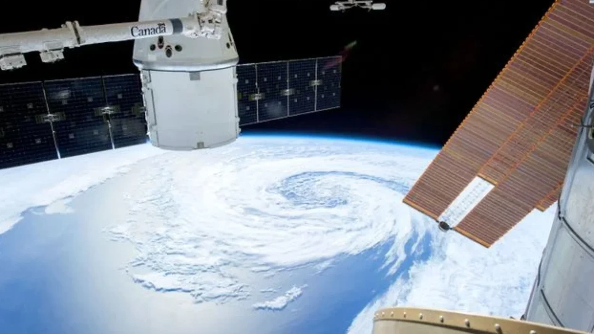 What Smart South Florida Homeowners Do Before Hurricane Season