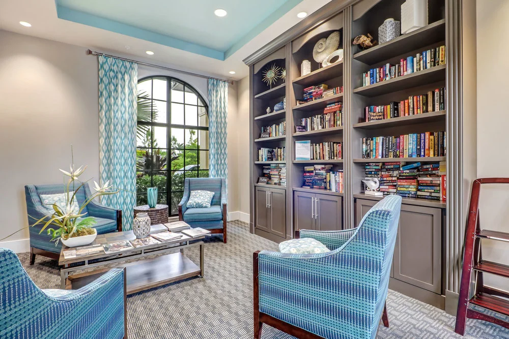 Library at Club LaMorada