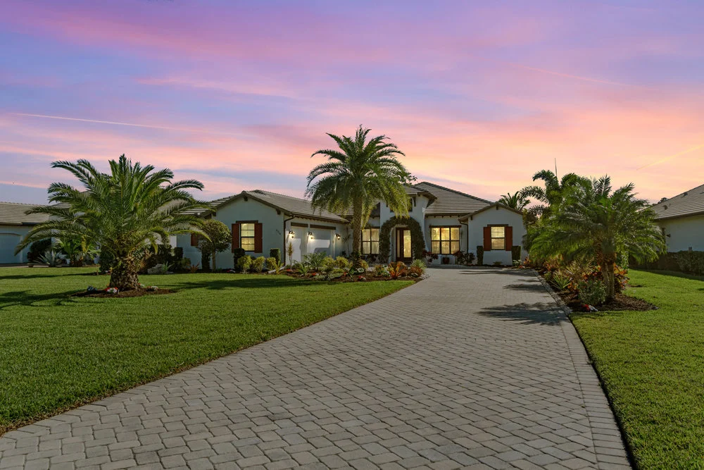 Single-family home in LaMorada North Naples Florida